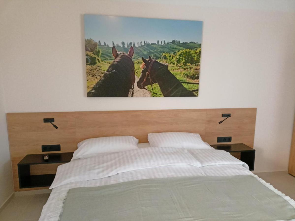 Bed and Breakfast Hisa Pep'S Ivanjkovci Exterior foto